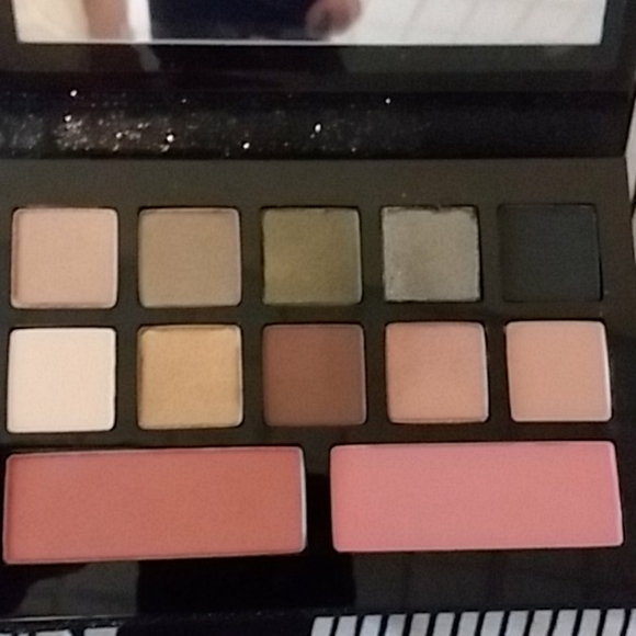 Lancome 12 Color Palette - Picture 1 of 2